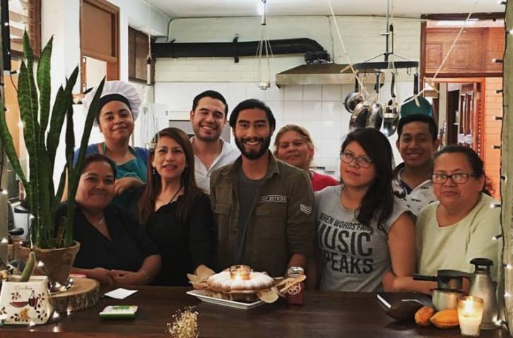 El Mercadito de Lola, un restaurante de comida orgánica, permitió a su fundadora, Jenny Whitehead optar a una beca en Estados Unidos. (Foto Prensa Libre: Tomada de Facebook)