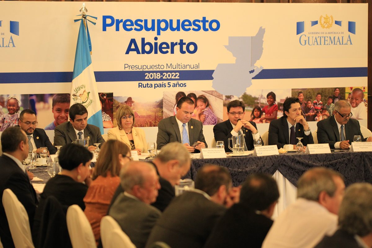 Las necesidades de más fondos surgieron de las Jornadas de Presupuesto Abierto que impulsó elMinfin y que concluyeron ayer. (Foto Prensa Libre: Esbin García)