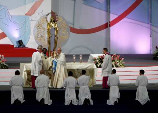 El papa Francisco lidera la Vigilia en Ciudad de Panamá durante a JMJ. (Foto Prensa Libre: EFE)