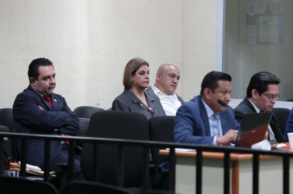 Carlos Rodas y Anahí Keller esperan un debate por el incendio en el Hogar Seguro Virgen de la Asunción. (Foto Prensa Libre: Hemeroteca)