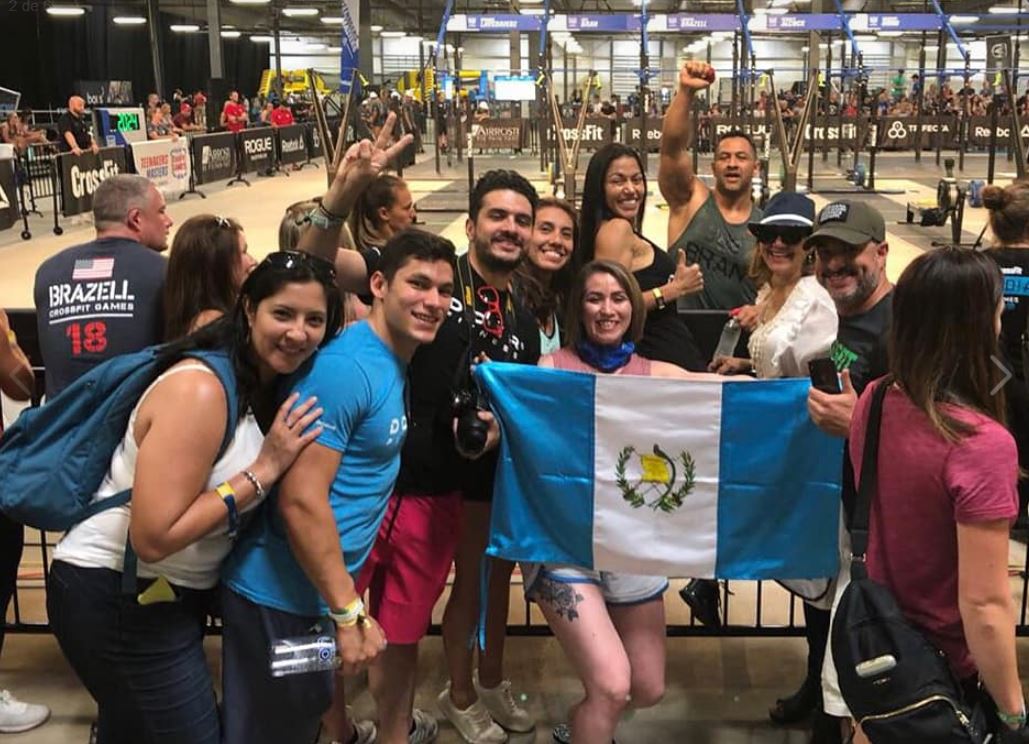 Joel Bran recibe el apoyo de los guatemaltecos durante las pruebas del sábado en los CrossFit Games. (Foto Joel Bran).