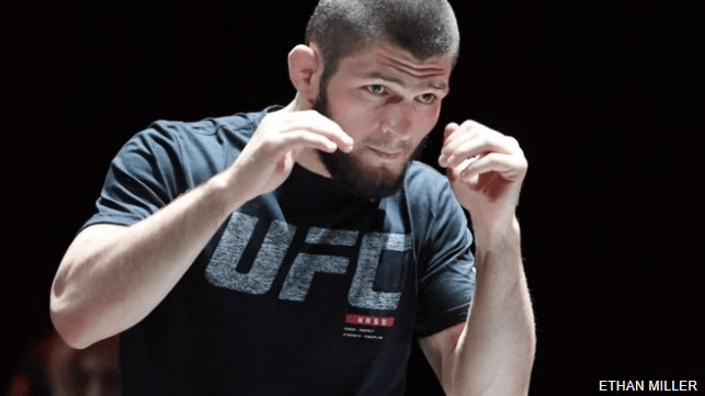 Nurmagomedov se prepara para una nueva pelea, la más importante de su carrera, en la que defenderá su corona de campeón de peso ligero del Ultimate Fighting Championship. (Foto Prensa Libre: BBC News Mundo)