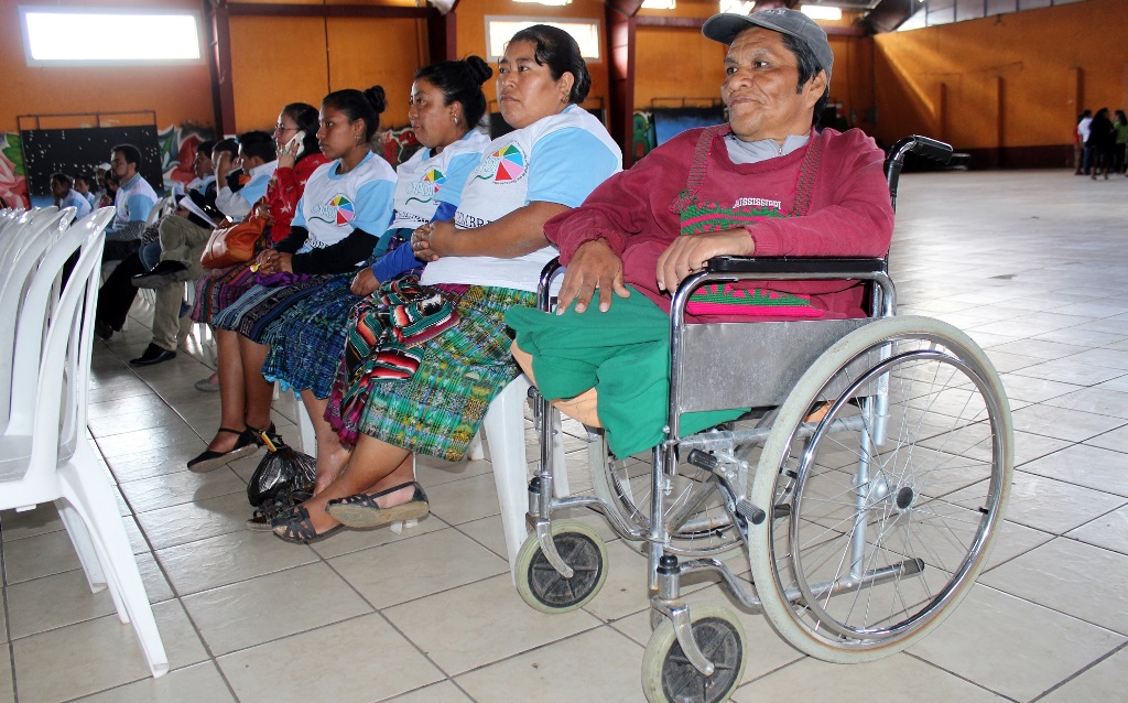 Pobladores participan en actividad efectuada en Santa Cruz del Quiché. (Foto Prensa Libre: Óscar Figueroa).