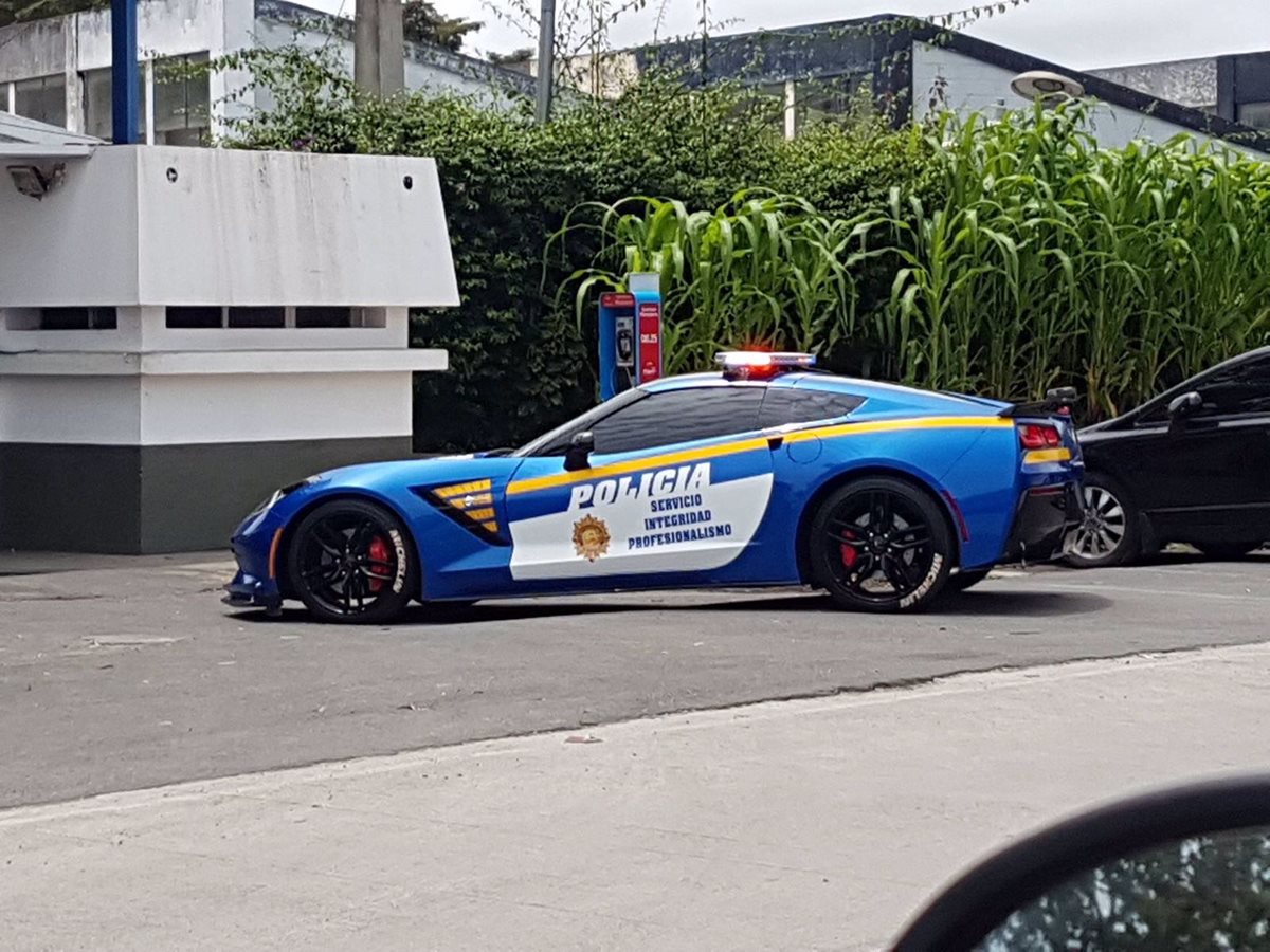 El Chevrolet Corvette Stingray 2016 visto en la ciudad capital. (Foto Prensa Libre: Tomada de internet).