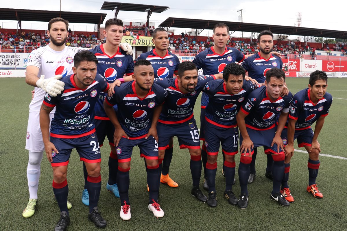 Xelajú ha sumado puntos en cuatro de sus siete partidos que ha jugado de visita en el presente campeonato. (Foto Prensa Libre: Raúl Juárez)