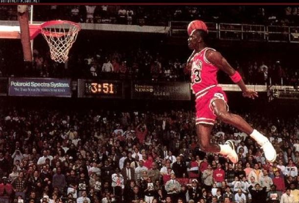 Michael Jordan marcó la historia del baloncesto de la NBA. (Foto Prensa Libre: Hemeroteca PL)