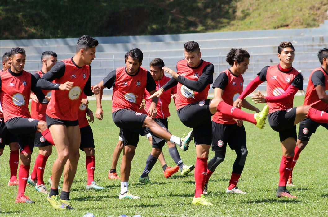 El plantel de Carchá parece estar condenado a regresar a la Primera División. (Foto Prensa Libre: Eduardo Sam Chun)