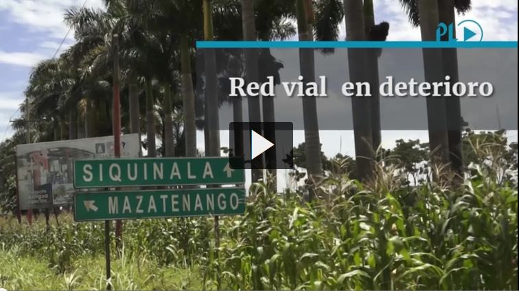 Entre los kilómetros 65 y 75 de la ruta al Pacífico, Escuintla, hay 264 baches. (Foto Prensa Libre: Álvaro González)