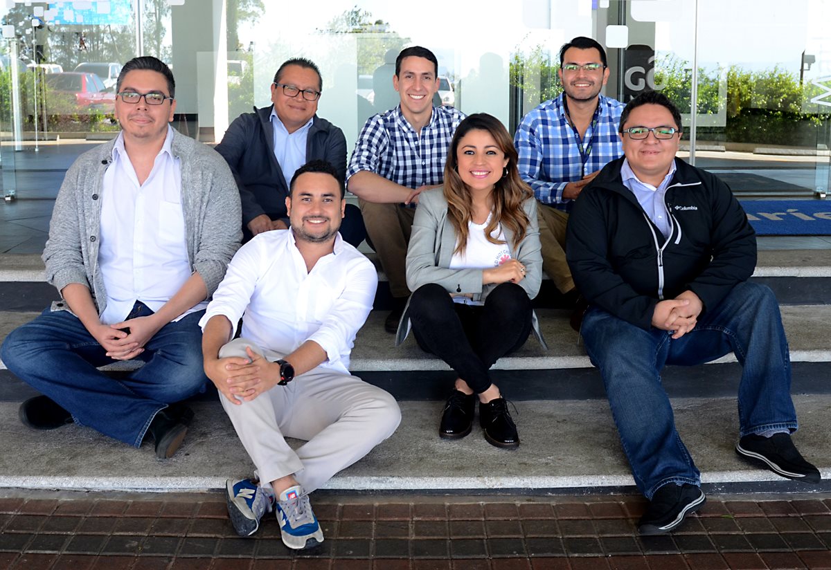 Equipo de Tigo, ganador del Gran Premio Effie.