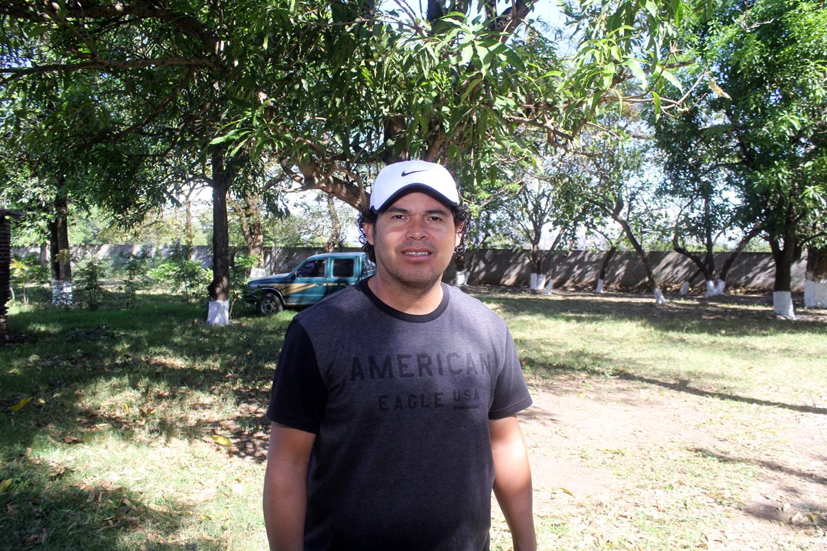 El técnico miteco Sergio Guevara confía en que su equipo se mantendrá en la Liga Nacional. (Foto Prensa Libre: Hugo Oliva).