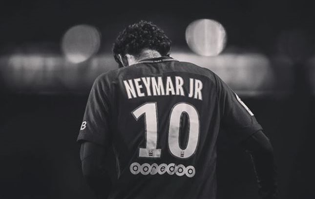 La lesión de Neymar causa conmoción en las redes sociales y en los medios brasileños. (Foto Prensa Libre: Instagram Neymar)