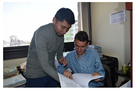 La pasantía laboral para jóvenes con discapacidad sensorial dura dos meses. En el caso del Ministerio de Trabajo, ya dos personas se han quedado laborando de forma permanente. (Foto Prensa Libre: Cortesía Mintrab)