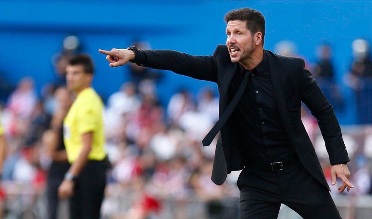 Simeone es uno de los candidatos para dirigir la albiceleste en el futuro. (Foto Prensa Libre: Diego Simeone/Twitter)