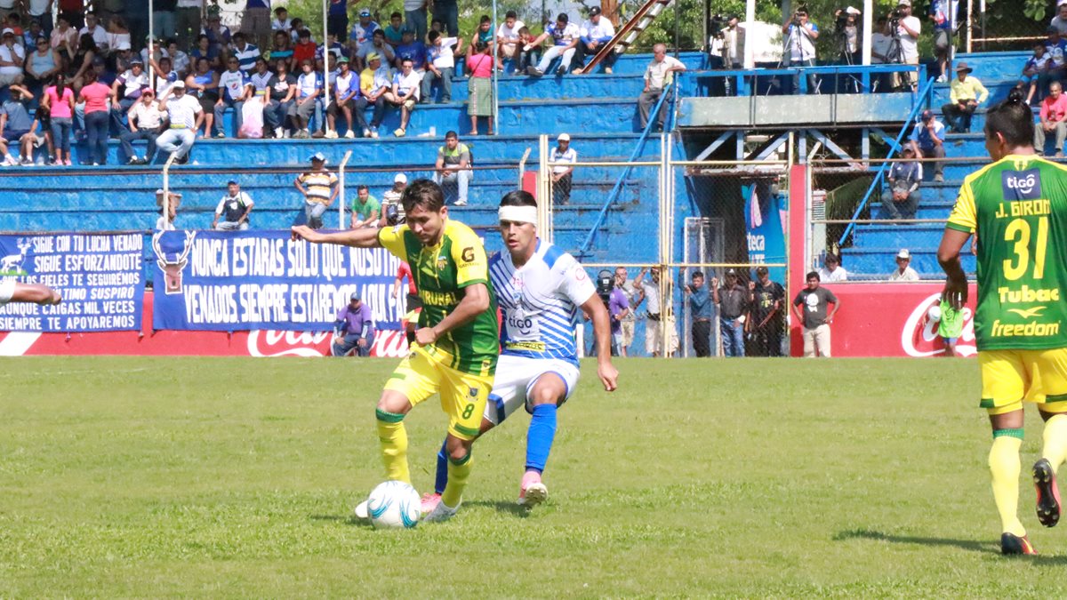 Los venados han pasado por momentos críticos a lo largo del campeonato. (Foto Prensa Libre: Cristian Soto)