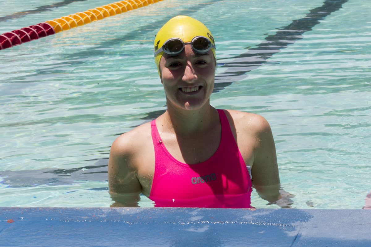 Isabel Brand sonríe para el lente de TodoDeporte durante su preparación para Río 2016. (Foto Prensa Libre: Norvin Mendoza)