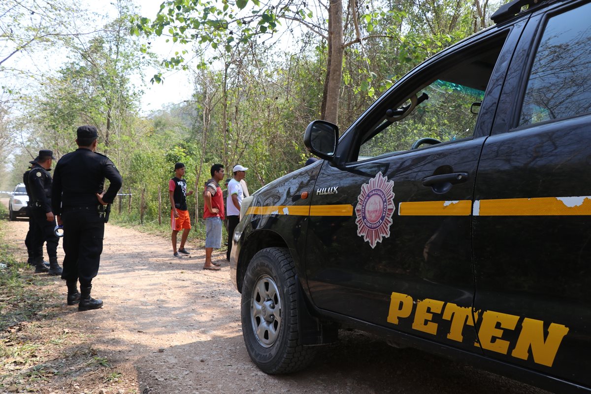 Pobladores del área central de Petén exigen más seguridad. (Foto Prensa Libre: Rigoberto Escobar)