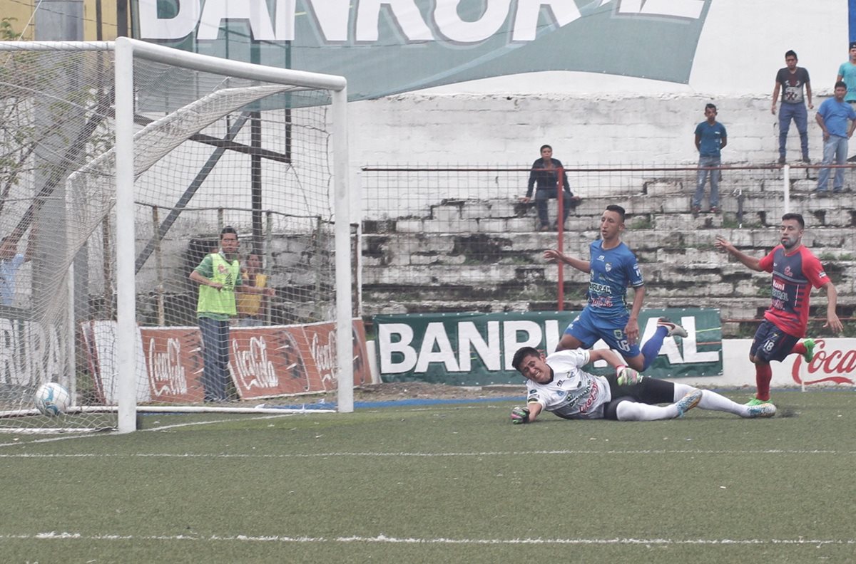 Cobán Imperial cayó por goleada 9-0 en la última jornada de la fase de clasificación de visita contra Malacateco. (Foto Prensa Libre: Hemeroteca)