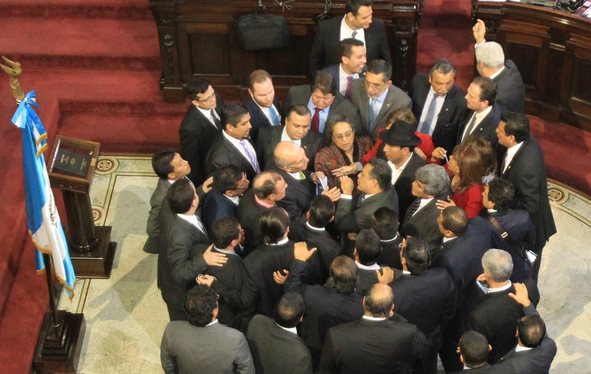 El Congreso tendrá una junta directiva impuesta por el Frente de Convergencia Nacional, no es garantía que una nueva reforma fiscal. (Foto Prensa Libre: Hemeroteca PL)