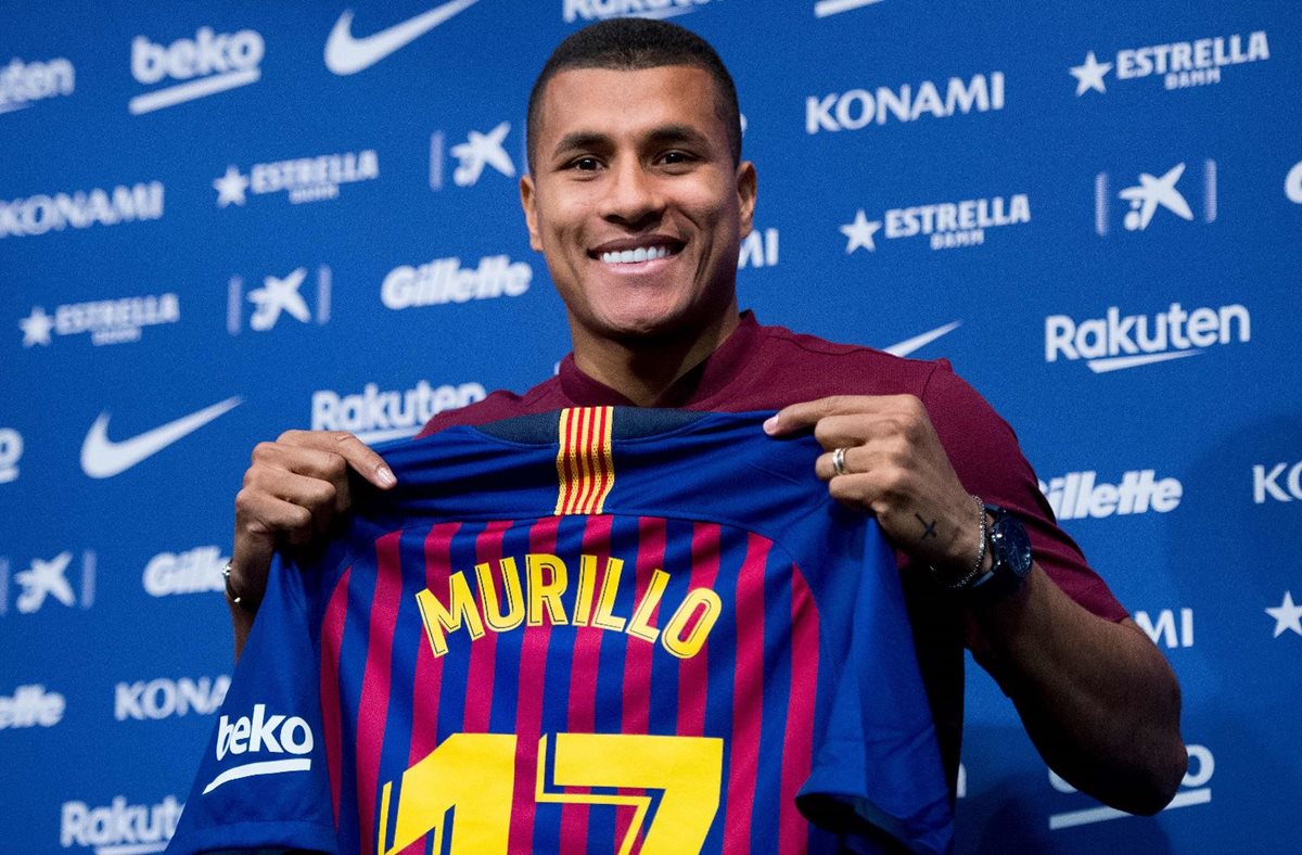 El colombiano Jeison Murillo fue presentado este jueves como jugador del Barcelona. (Foto Prensa Libre: AFP).