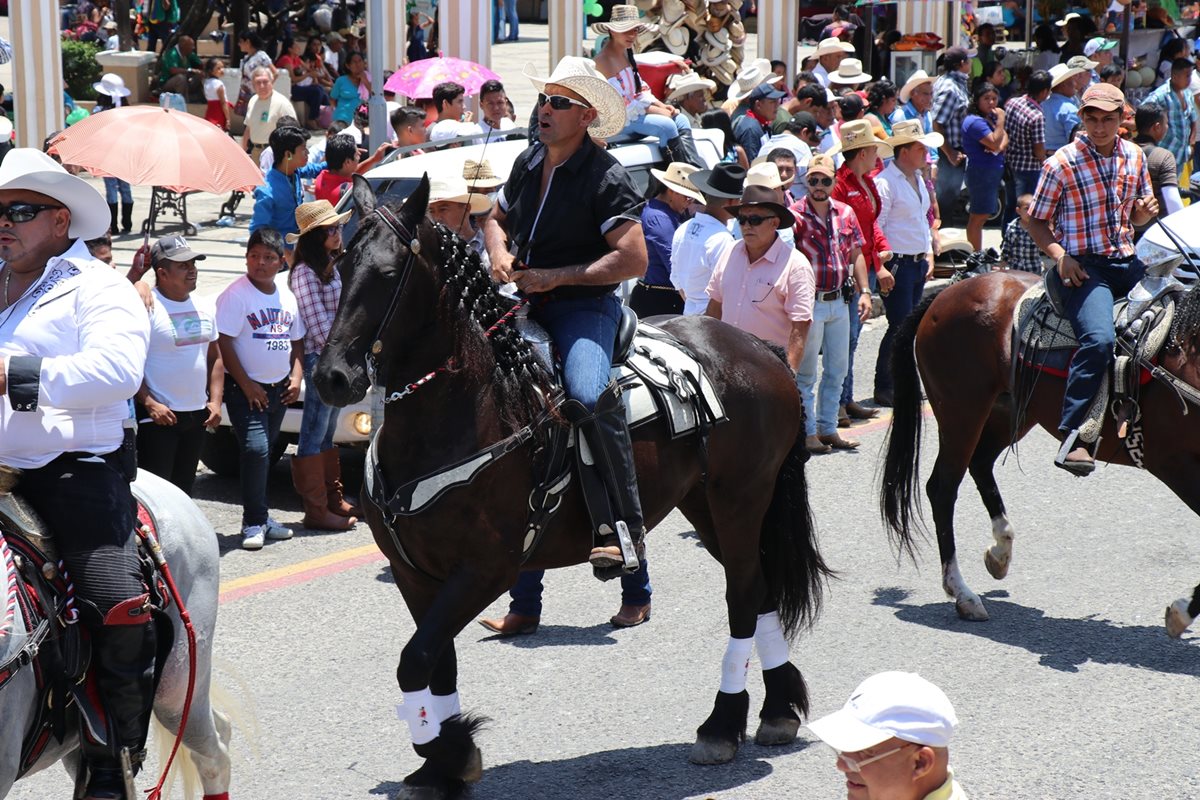 Esduin Javier, "Tres quiebres",  alcalde de Ipala, Chiquimula. (Foto: Hemeroteca PL)