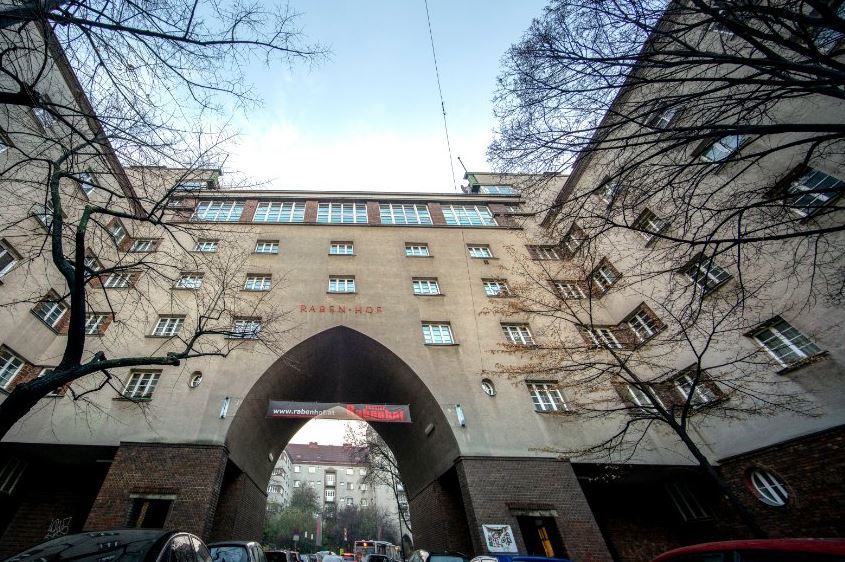 Cerca del 60% de los vieneses residen en un apartamento con un alquiler limitado, propiedad de la ciudad o de promotores de interés público. (Foto, Prensa Libre: AFP).