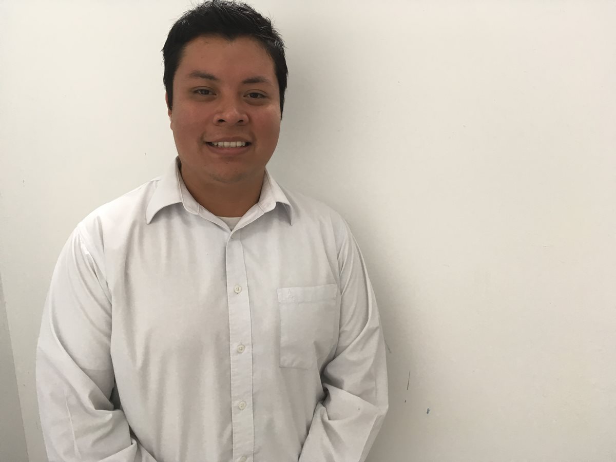 Jorge Ávila creó ImeiDB durante un curso de Android de Intecap.