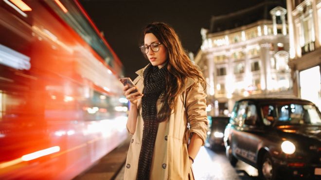 Cada vez más personas dejan su trabajo sin avisar y cortando todo tipo de contacto con su empleador. (Foto Prensa Libre: Getty Images)