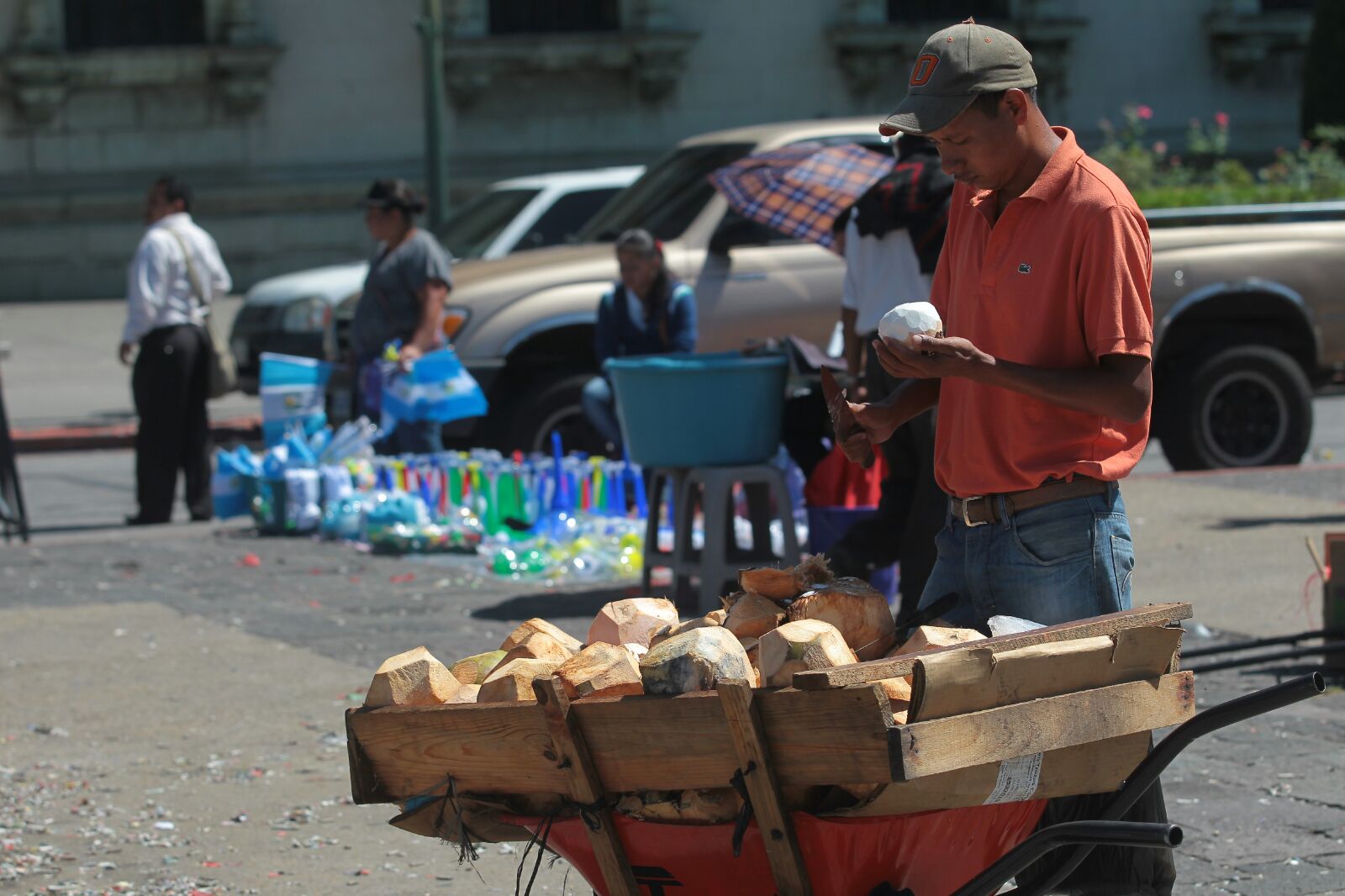 Siete de cada 10 personas se emplean en la informalidad, según la Enei 2018. (Foto Prensa Libre: Hemeroteca) 