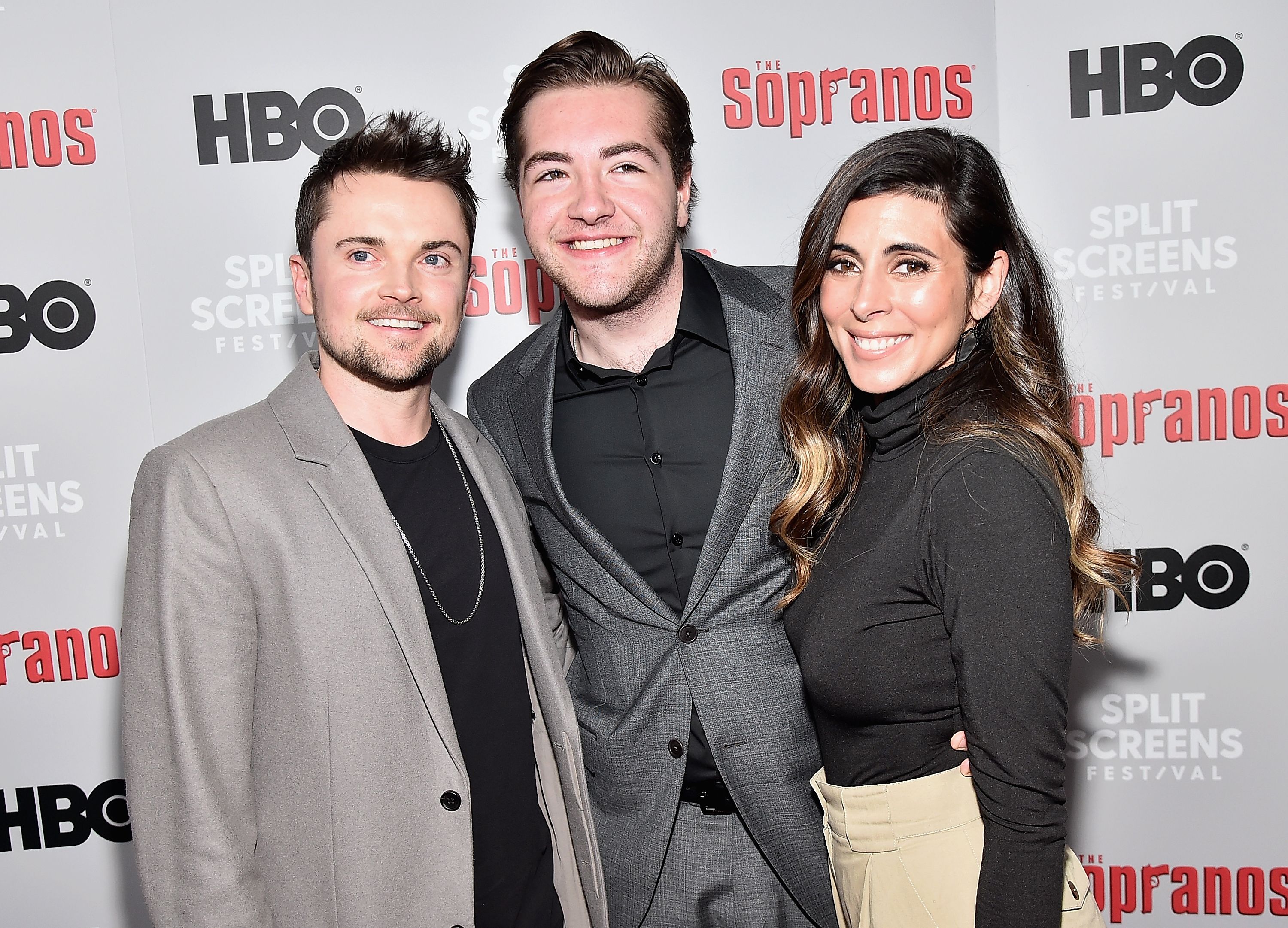 Robert Iler, Michael Gandolfini y Jamie-Lynn Sigler, en un evento por el 20 aniversario de Los Soprano (Foto Prensa Libre: AFP).