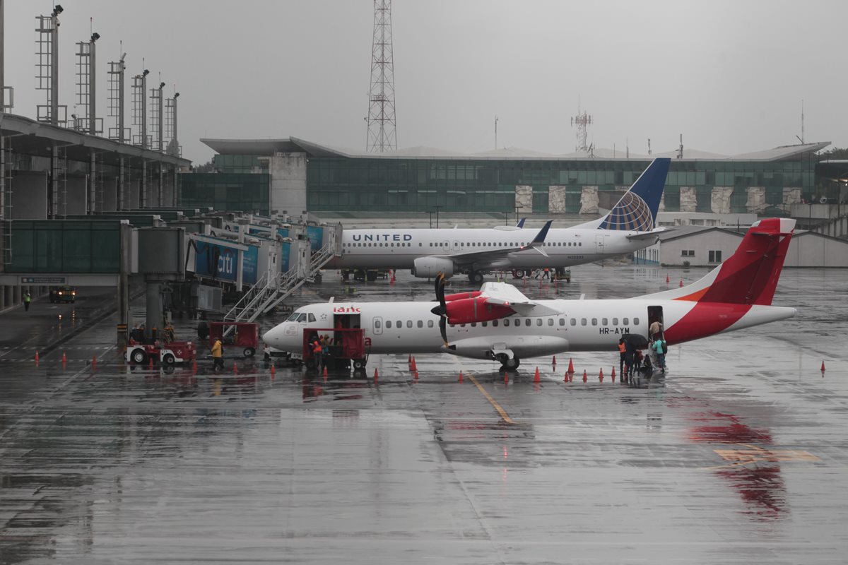 El estudio sobre el aeropuerto internacional La Aurora costaría US$1.5 millones.(Foto Prensa Libre: Hemeroteca PL)