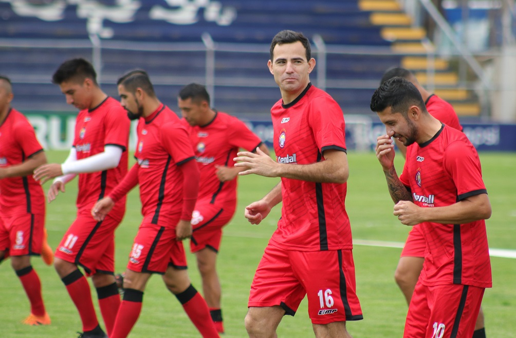 El mediocampista Marco Pablo Pappa se entrenó por primera vez en el estadio Mario Camposeco. (Foto Prensa Libre: Raúl Juárez)