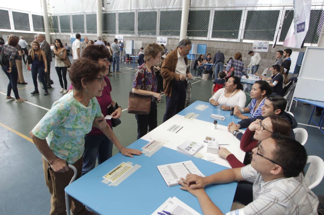 Organizaciones políticas critican que hasta el momento el escenario no se encuentra totalmente claro. (Foto Prensa Libre: Hemeroteca PL)