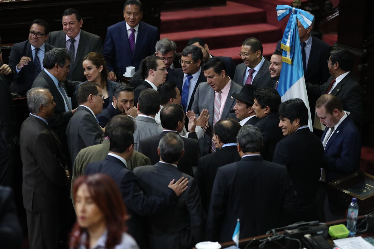 FCN-Nación insiste en que el Congreso sea presidido por un diputado afín a los intereses de la bancada y del Ejecutivo. (Foto Prensa Libre: Hemeroteca PL)