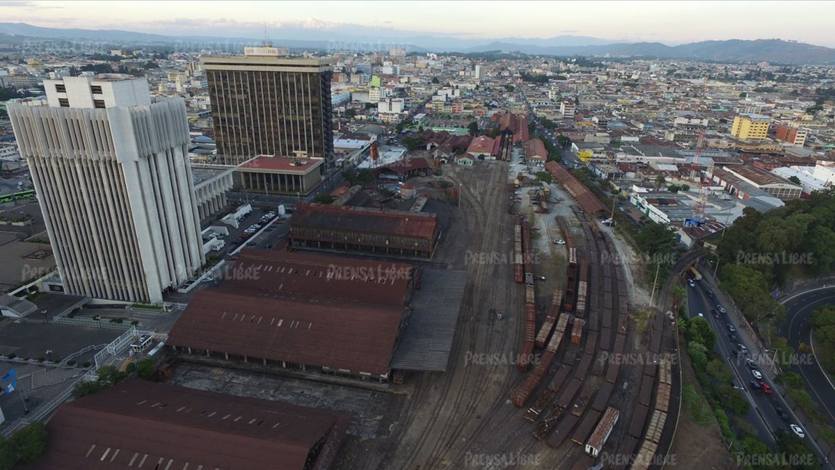 El proyecto plantea construir torres de oficinas burocráticas en terrenos patrimoniales de Fegua. (Foto: Hemeroteca PL)