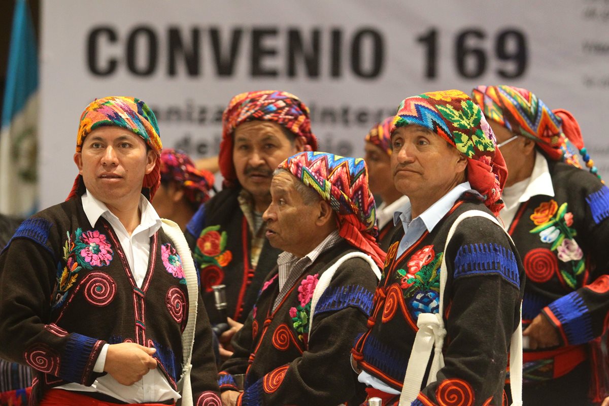 En días recientes se presentó la guía para celebrar consultas a los pueblos indígenas, en tanto hay legislación específica. (Foto Prensa Libre: Hemeroteca PL)