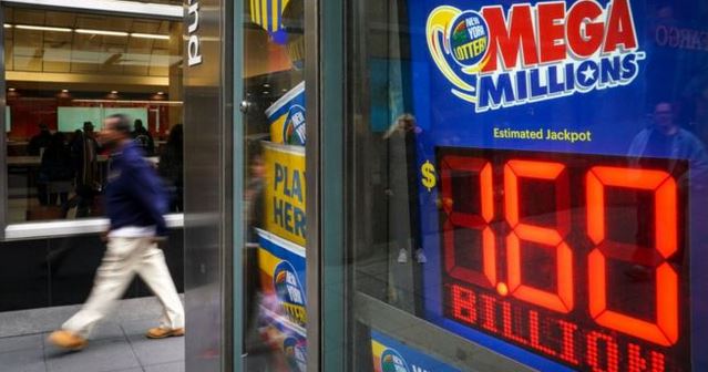 El boleto ganador del Mega Millions fue comprado en Carolina del Sur, que cobrará 7% en impuestos, dejándole al afortunado jugador cerca de US$606 millones, si decide la opción de pago de un solo depósito. (GETTY IMAGES)