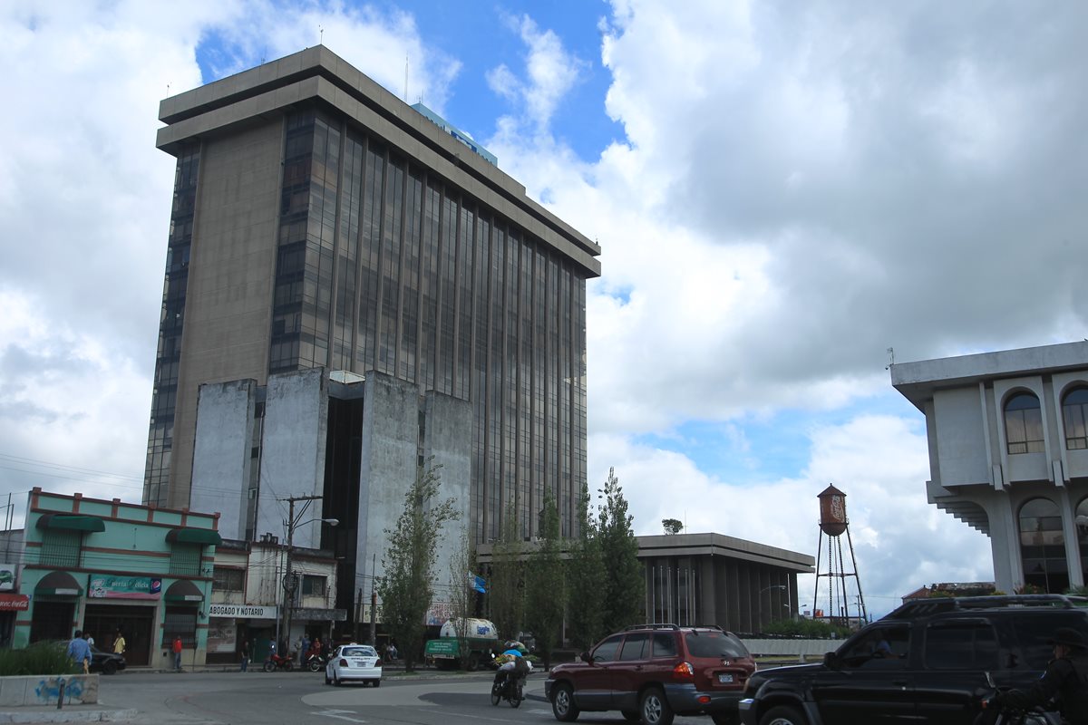 Fachada del Ministerio de Finanzas Píblicas. (Foto Prensa Libre: Hemeroteca PL)