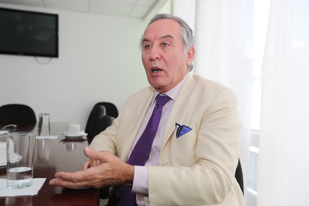 Ronald McLean, exalcalde de Bolivia y experto en transparencia y eficiencia de los gobiernos locales. (Foto Prensa Libre: Óscar Rivas)