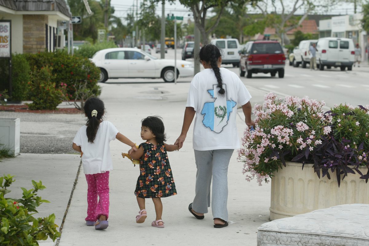 los niños que nazcan en Texas y su madre esté indocumentada, podrán tener su acta de nacimiento como ciudadanos estadounidenses. (Foto Prensa Libre: Hemeroteca PL)