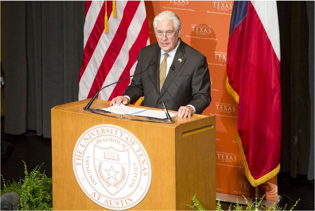 Rex Tillerson, durante discurso en Austin, Texas. (Foto: The Texas Tribune)