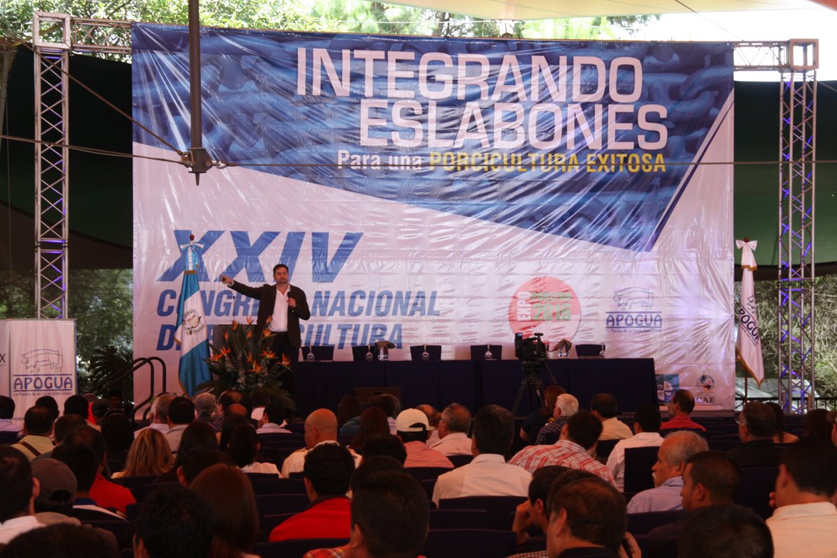 Durante congreso de porcicultores declararán al país libre de fiebre porcina. (Foto Prensa Libre: Renato Melgar)