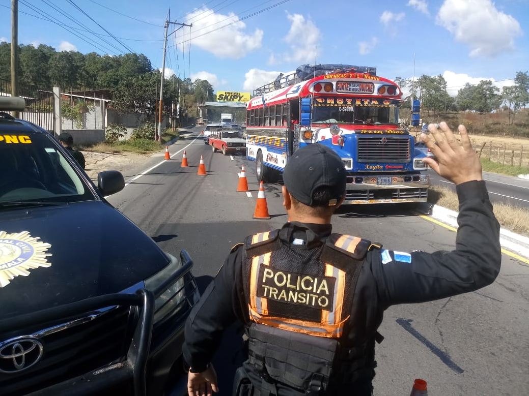 El Departamento de Tránsito asegura que analizará la normativa con transportistas.(Foto Prensa Libre: Hemeroteca PL)