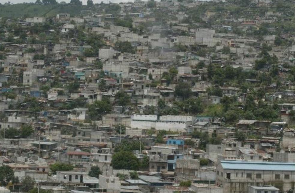 La Ciudad de Guatemala creció de forma desordenada, según urbanistas. (Foto Prensa Libre: Hemeroteca)