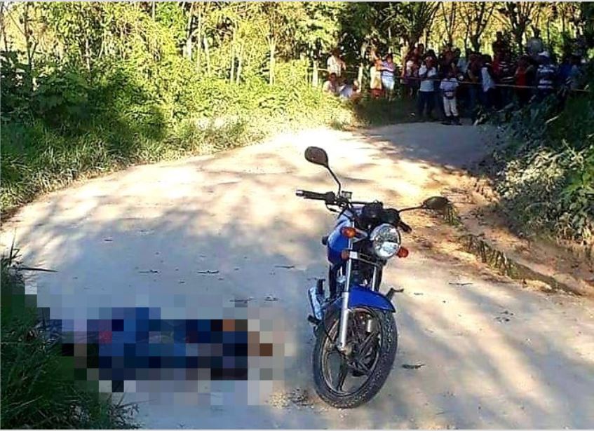 Leonel Herrera Sosa y su hermano Rodolfo murieron baleados en Dolores, Petén. (Foto Prensa Libre: César Hernández)