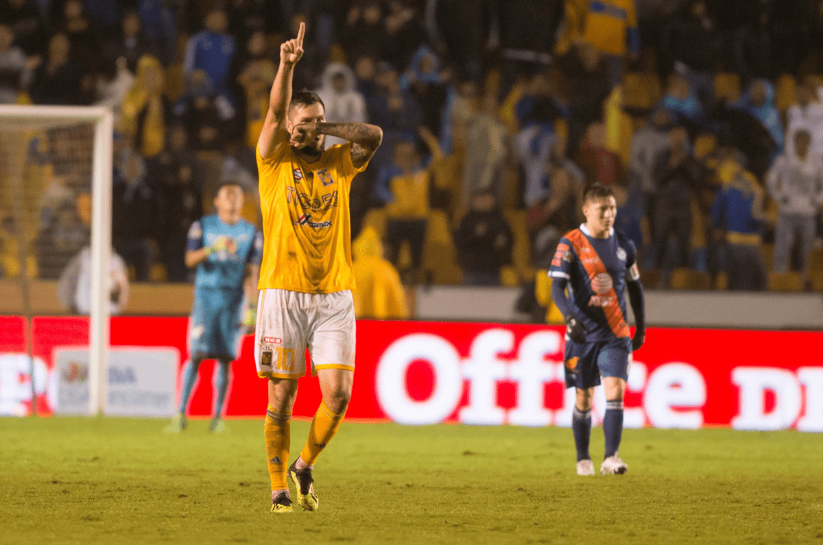 El francés André Gignac es la principal figura de Tigres y uno de los extranjeros más rentables de la liga mexicana. (Foto Prensa Libre: EFE)