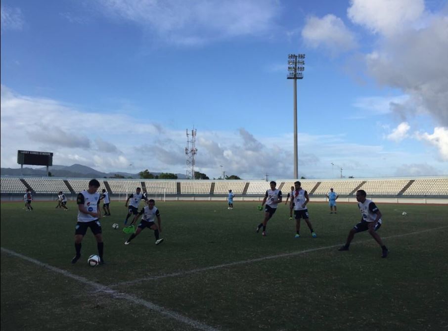 La Selección Nacional ya se entrenó junto con Carlos Ruiz este lunes en Trinidad. (Foto Prensa Libre: FEDEDUT)