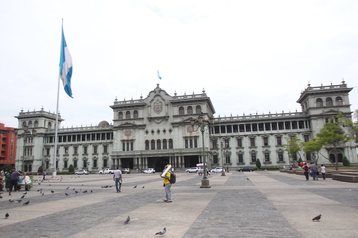 La población espera que en el futuro todo gobierno debe partir de un plan de trabajo con objetivos y metas definidas. (Foto Prensa Libre: Hemeroteca PL)