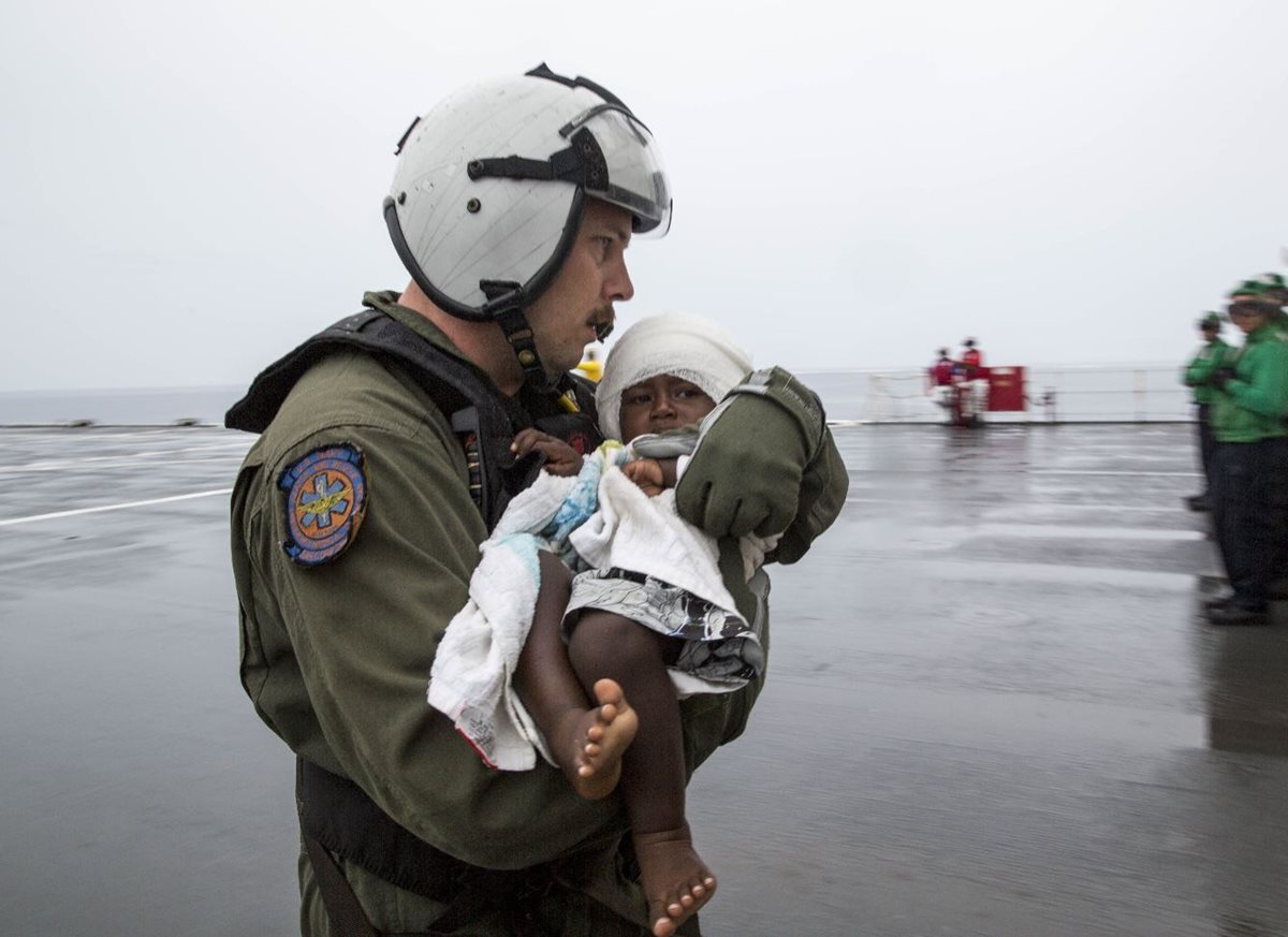 En el Día Internacional de la Solidaridad se busca que los gobiernos cumplan con los acuerdos internacionales y sensibilizar así a la población sobre la solidaridad entre los humanos. (Foto Prensa Libre: AFP)