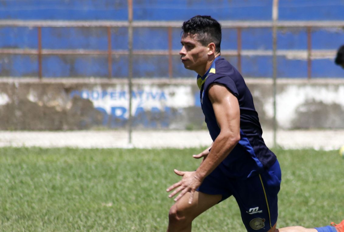 Robin Betancourth durante el entrenamiento de Cobán Imperial en la previa al partido contra Siquinalá. (Foto Prensa Libre: Eduardo Sam).