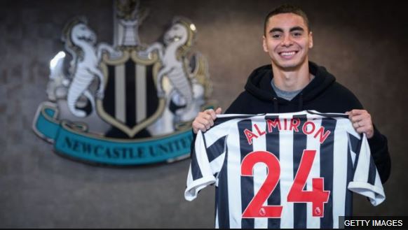 Almirón fue el fichaje más caro entre los futbolistas que llegaron a la Liga Premier en el mercado de transferencias de enero. GETTY IMAGES